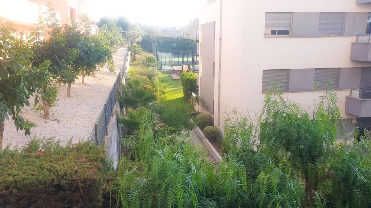 Apartamento relax,a 2min de la playa y parking gratuito Apartment Salou Bagian luar foto