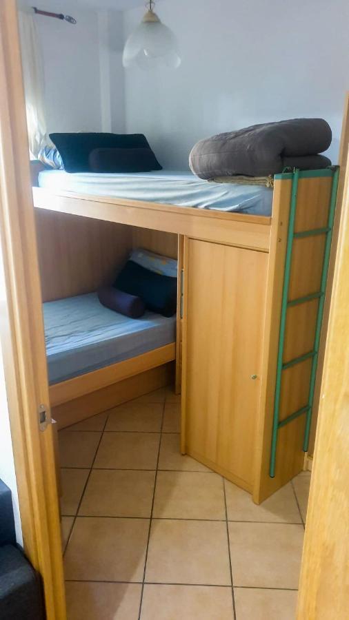 Apartamento relax,a 2min de la playa y parking gratuito Apartment Salou Bagian luar foto